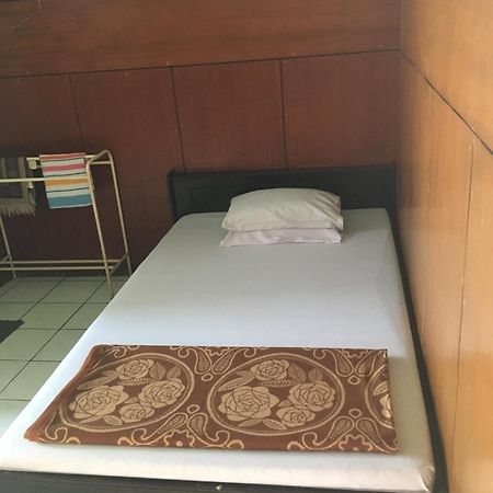 Oyo Life 1708 Hotel Budi Famili 1 Syariah Ciamis Экстерьер фото