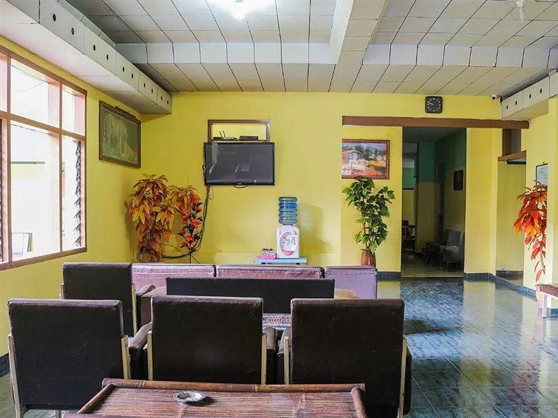 Oyo Life 1708 Hotel Budi Famili 1 Syariah Ciamis Экстерьер фото