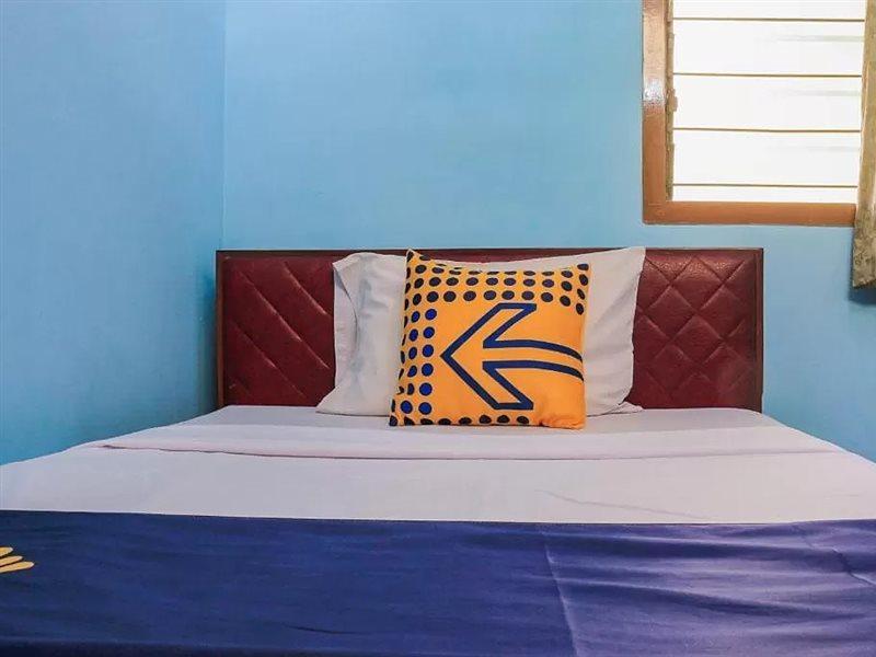 Oyo Life 1708 Hotel Budi Famili 1 Syariah Ciamis Экстерьер фото